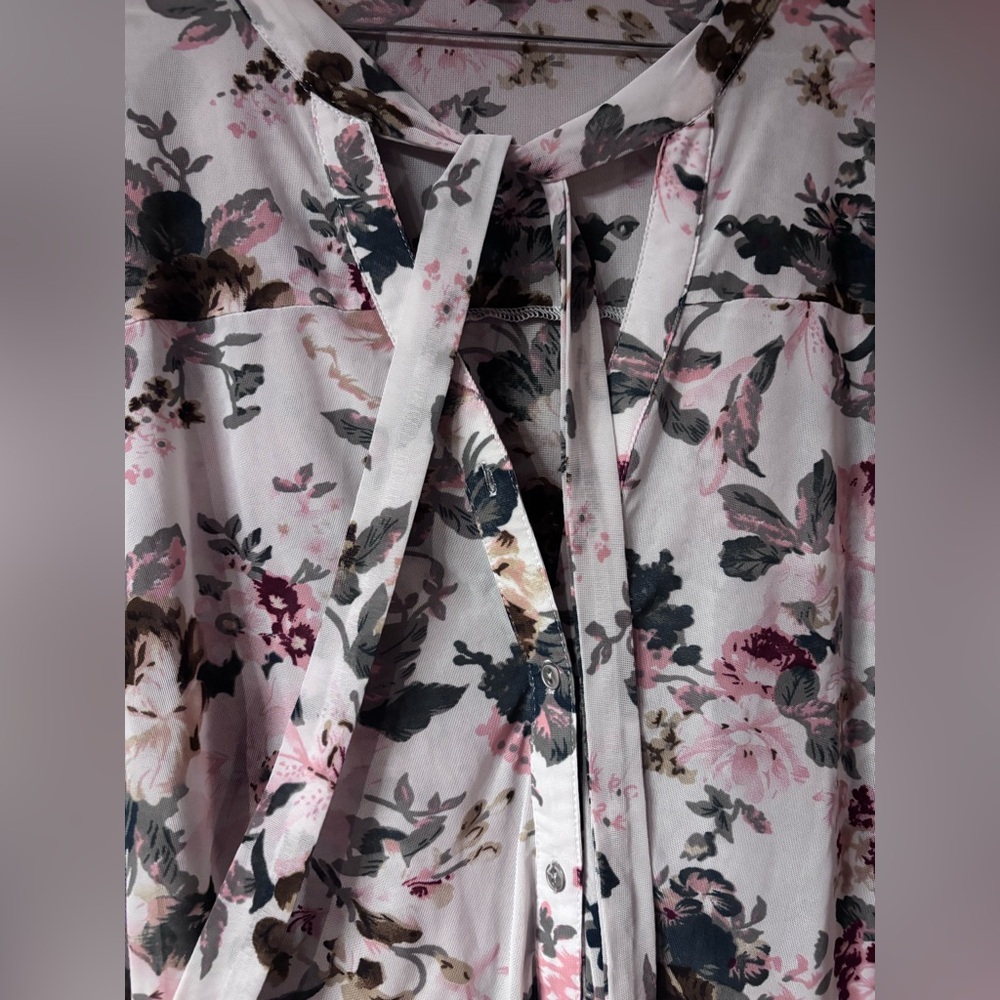 Siren Lily Floral Blouse - Pink and Cream - Picture 2 of 2